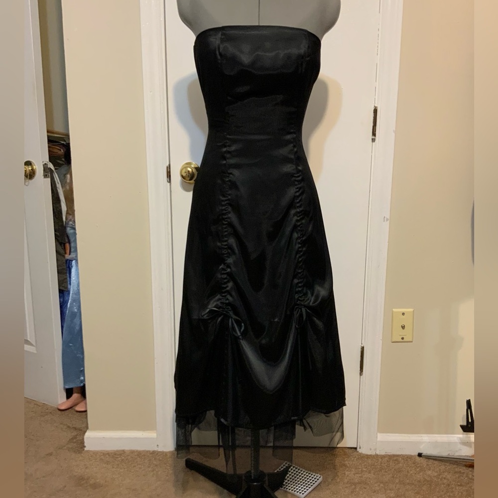 NWOT Rubber Ducky Satin Strapless Black High Low Cocktail/Prom Dress - Picture 2 of 9
